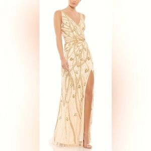 👗NWT! Mac Duggal Sequin & Bead Dress